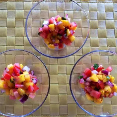 Fresh Cut Mango Pico de Gallo