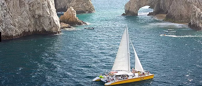 Sailing in Cabo San Lucas