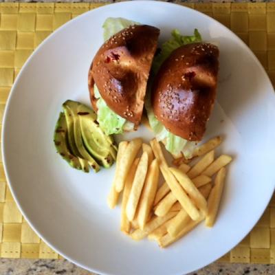 Fish Burger & Fries